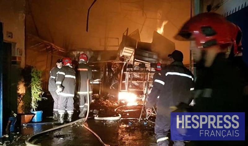 incendie 19 Fahs-Anjra : un incendie ravage une usine et se propage à deux sites voisins, aucune perte humaine