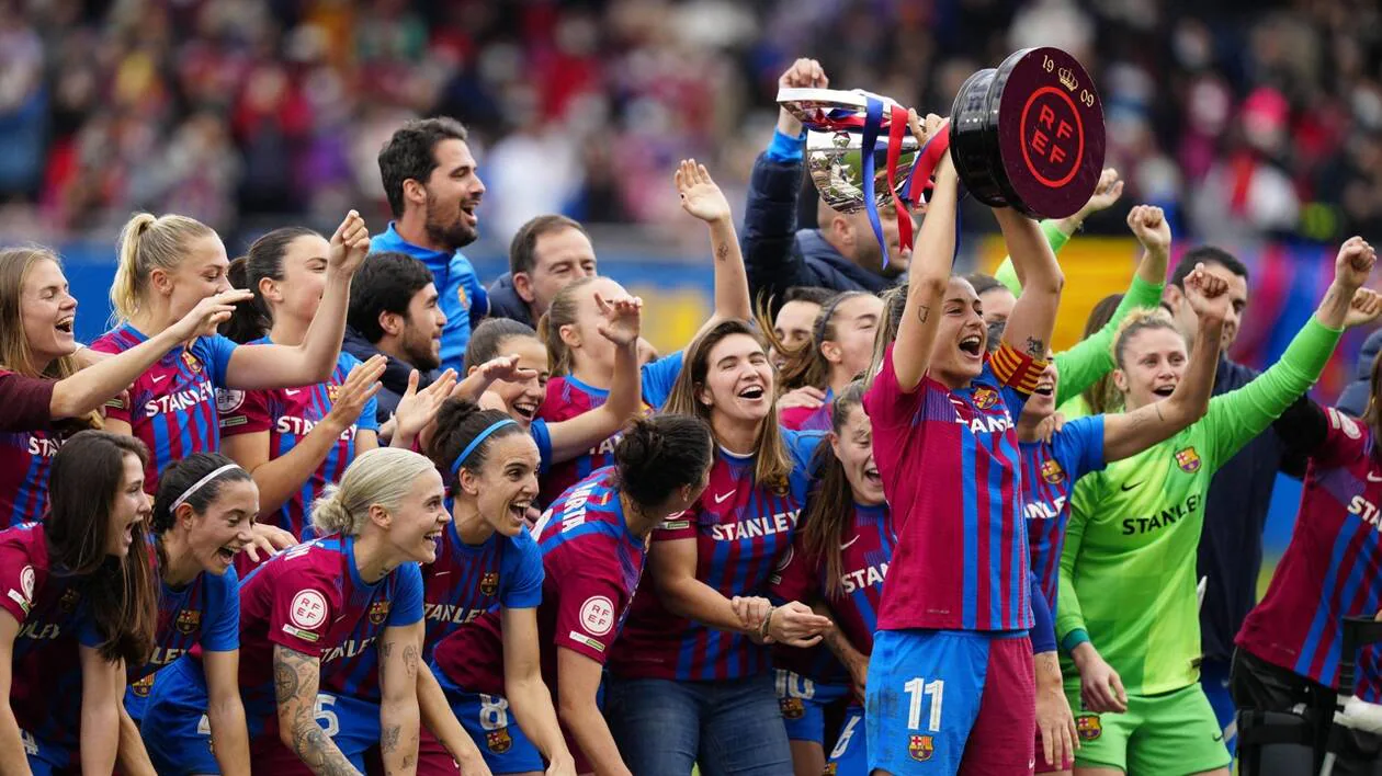 Ballon d’Or 2026 : le FC Barcelone sacré club féminin de l’année