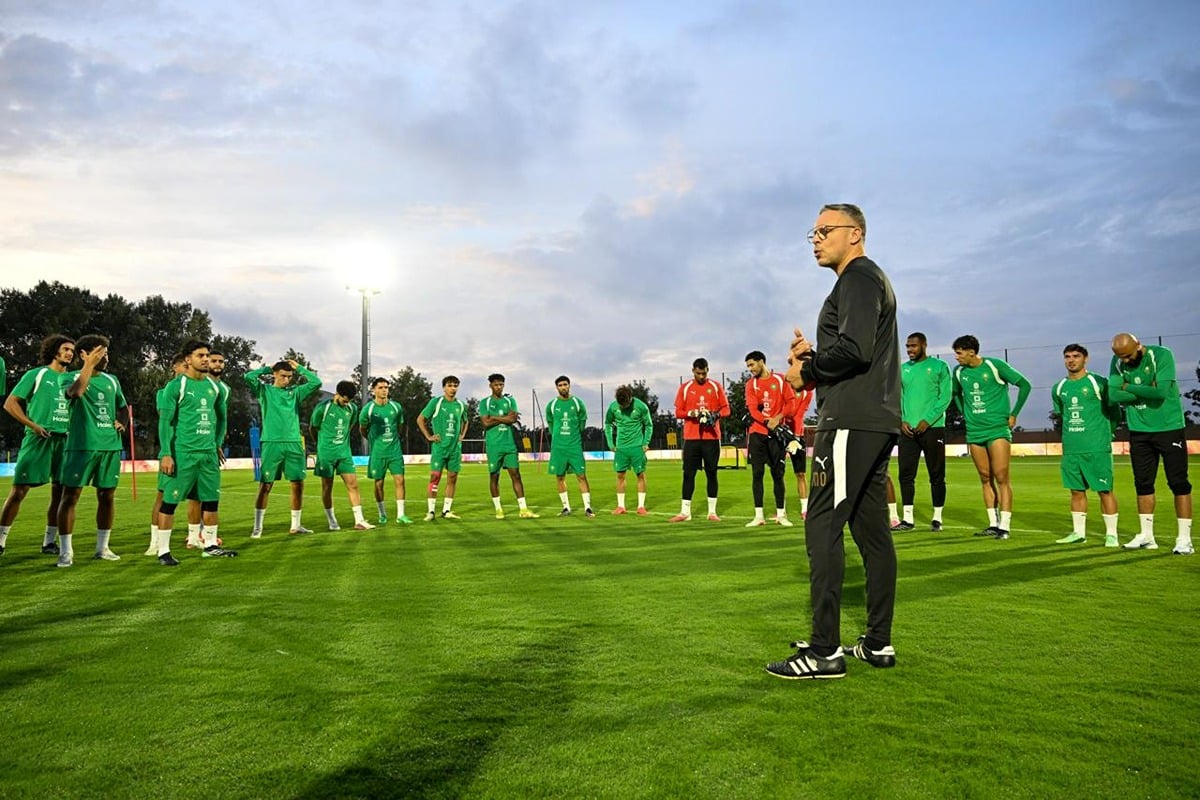 Les Lions de l’Atlas poursuivent leur préparation avant le Mali, Mazraoui attendu vendredi à Manchester