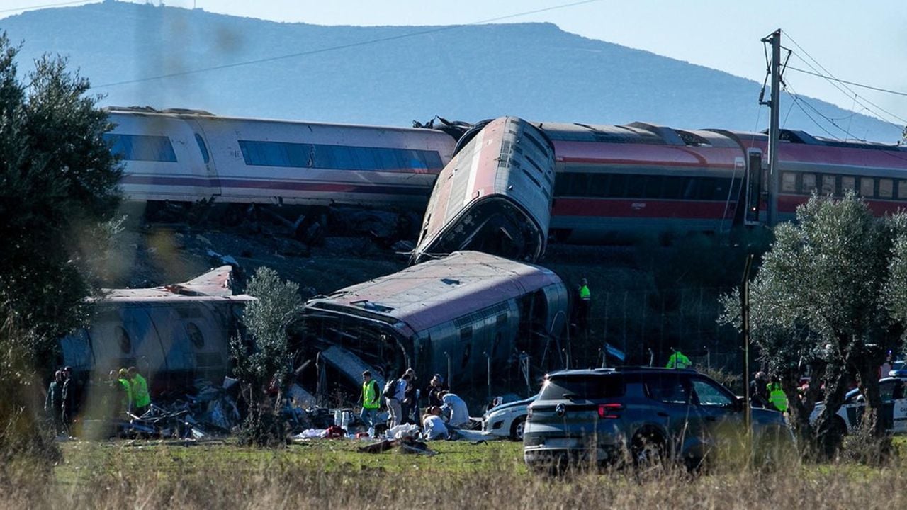 Collision entre deux trains en Espagne : le bilan grimpe à 46 morts